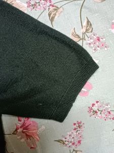 Floral Embroidered Short Sleeve Sweater