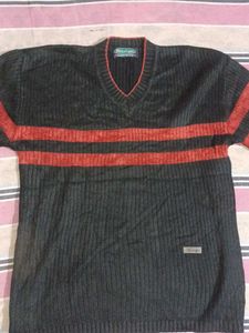 Ridge V-Neck Sweater