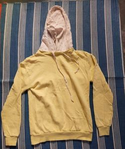 Pastel Yellow Lace Trim Hoodie