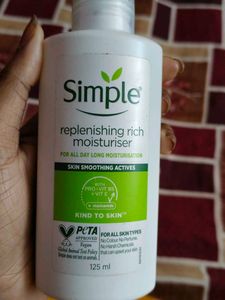 Simple Replenishing Rich Moisturizer