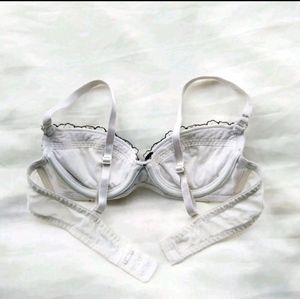 Floral Embroidered Bra