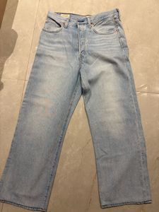 Levi’s Wide Leg Denims