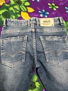 We Replay Jeans