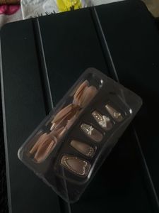 Coquette Press On Nails 24pcs