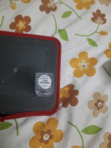 Pack Of 2 Colorbar Lipsticks With Freebies