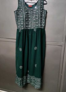 Elegant Green Ethnic nayra suit with short sleeves