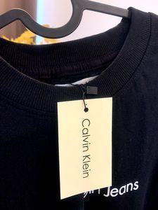 Calvin Klein new Tshirt