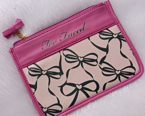 Too Faced Pouch ♥️💕