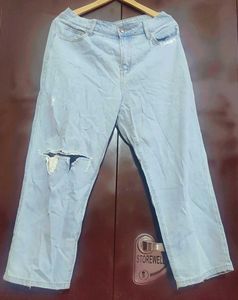 Light Blue Capri Jeans For Girl Or Woman 32 Waist