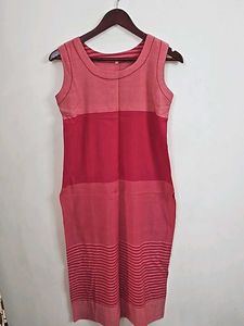 Sleeveless Pink Kurta