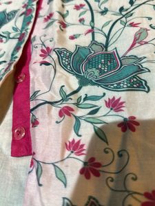 Floral Print Kurta By AM:PM in Size XL