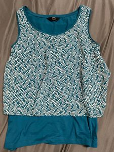 Stylish Sleeveless Top