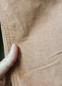 “Classic Brown Denim for Everyday Wear”
