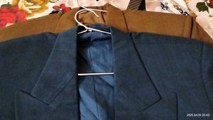 MEN&#39;S BLAZERS AND TIES SET