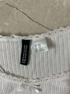 White Ribbed H&amp;M Lace Trim Top