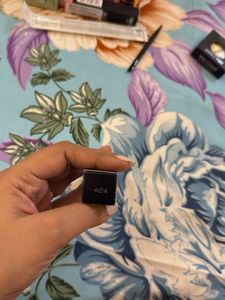 MAC Studio Radiance Concealer NC 35