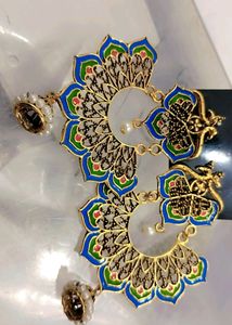 Unique Design Earing