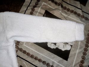 Never Used Women Woolen Sweatshirt