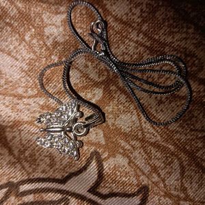 8 Traditional Earrings 1 Necklace