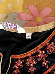 Elegant Embroidered Kurta