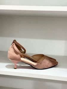 Mauve Kitten Heels 👠