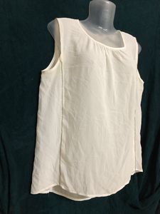 Red Queen White Sleeveless Top