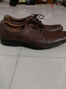 Brown Leather Formal Shoes