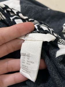 H&amp;M Geometric Print Kimono