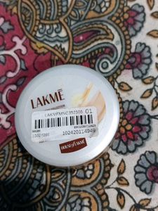 Lakme Compact