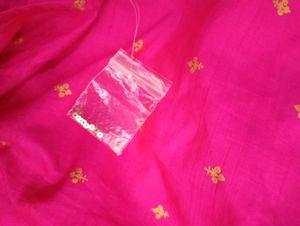 SRISHTI SLEEVELESS A-LINE KURTA  GOLDEN THREADS