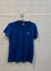 🇦🇺 The North Face Imported Tshirt