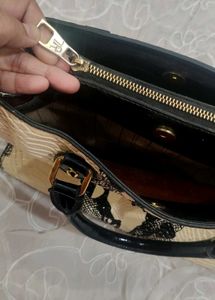 Chic Animal Print Handbag