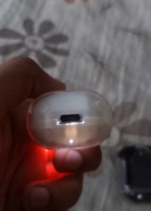 Ultrapods - Buy 1 Get One FREE