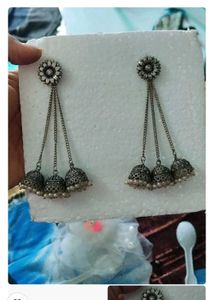 2 Set Of Earing