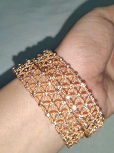 Elegant Bangles ( light pink shade) 💫