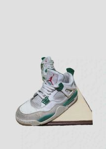 NIKE AIR JORDAN 4 SB ( UA QUALITY)