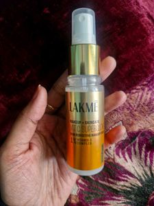 Lakme Vit C Superglow Makeup Primer