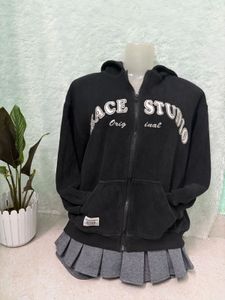Black &#39;ACE STUDIO&#39; Hoodie😍( no defect)