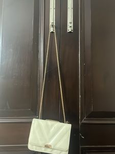 Chic White Chevron Crossbody Bag