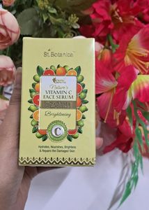 St.Botanica Vitamin C  Serum