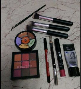 Use Makeup Combo