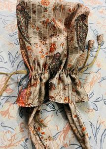 Floral Print Bag Potle Tip