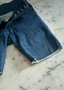 Women shorts