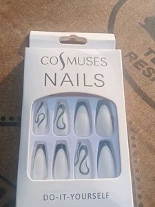 Cosmuses DIY Press-On Nails