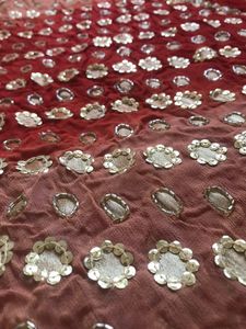 heavy sari with 2 half sleev stiched blouse