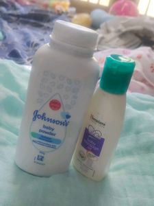 Johnson&#39;s Powder &amp; Himalaya Oil