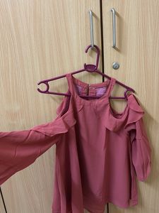 Chic Cold Shoulder Top