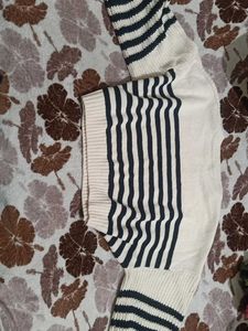 Striped Knit cropped Sweater