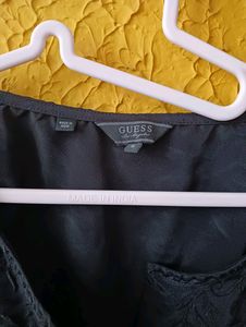 Guess Top