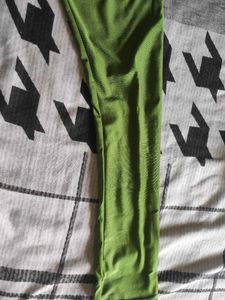 Stretchable Green Leggings